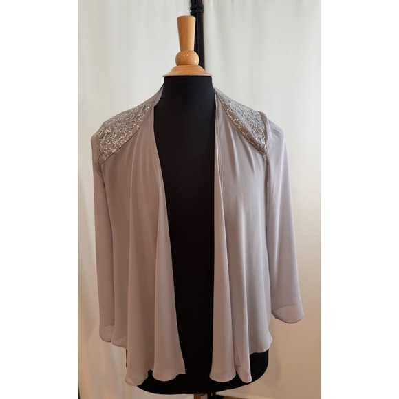 SLNY Jackets & Blazers - SLNY Women Silver Grey Sequin Shoulder Open Front Chiffon Jacket Size 8